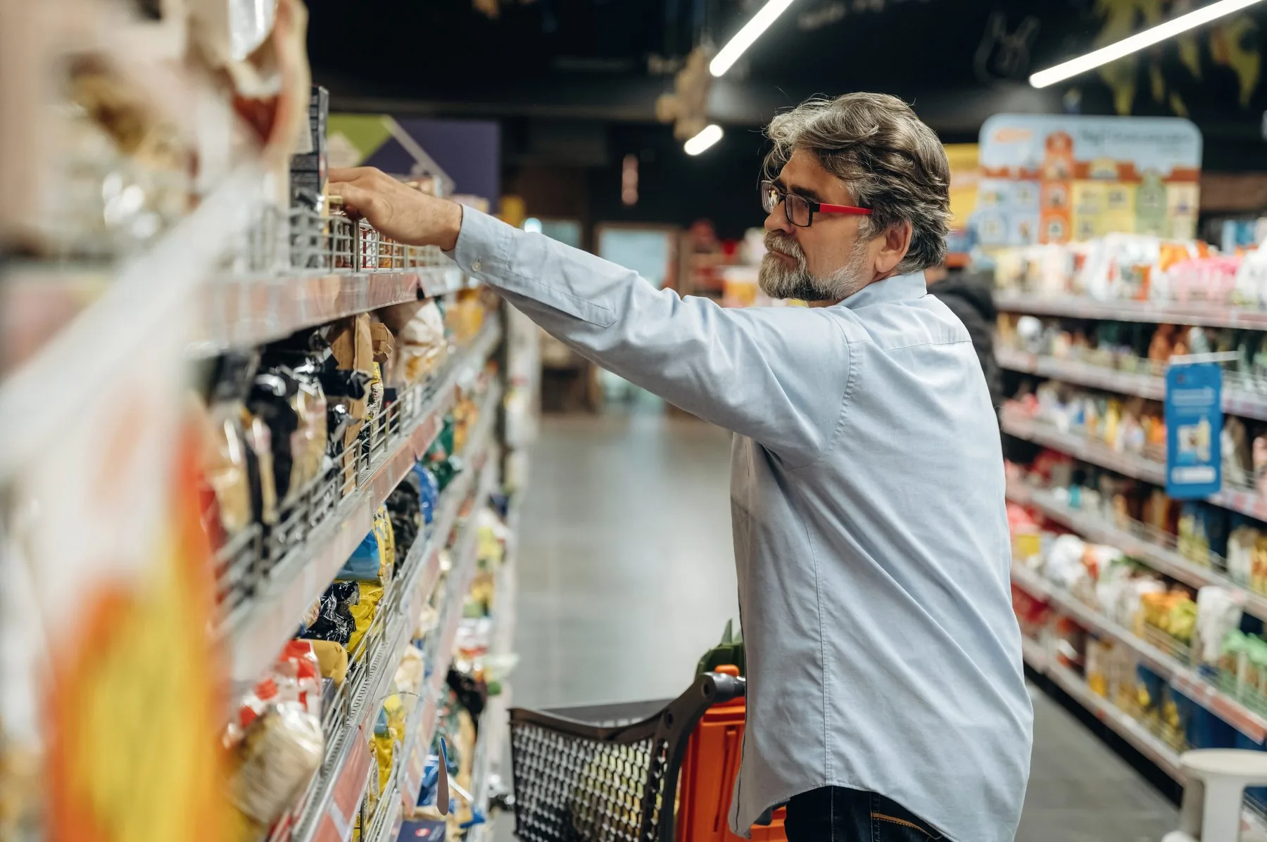Reviewing a product display at the point of sale